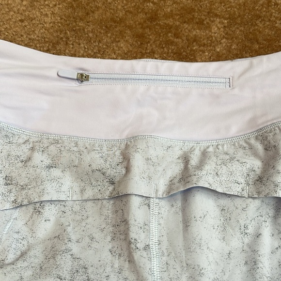 Speed Up Mid-Rise Lined Short 4” - Picture 3 of 7